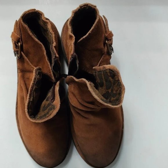 Fly London Neba Bootie Ankle Boot Buckle Suede Distressed Size US 7.5 / EU 38 - Picture 6 of 6